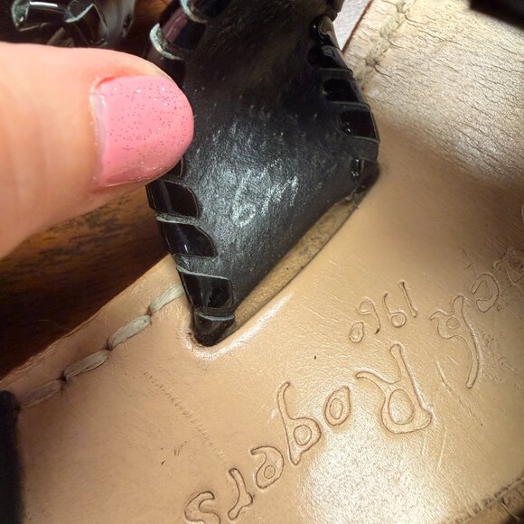 Jack Rogers 1960 Black Sandals with Textured Design 6M - Picture 5 of 6